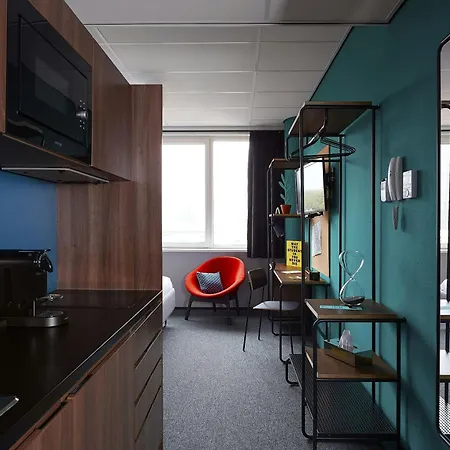 The Social Hub West Extended 3*