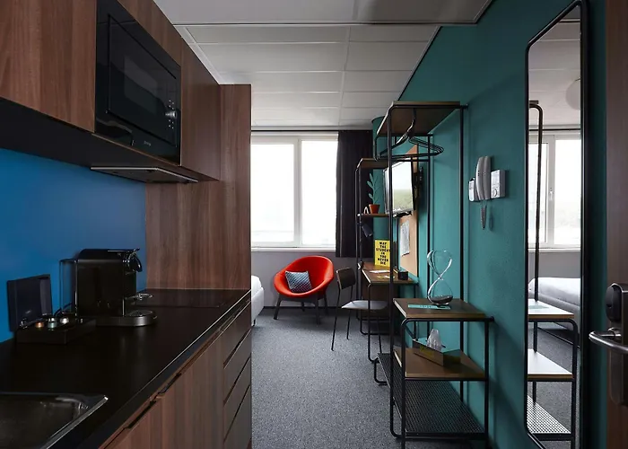 The Social Hub West Extended 3*